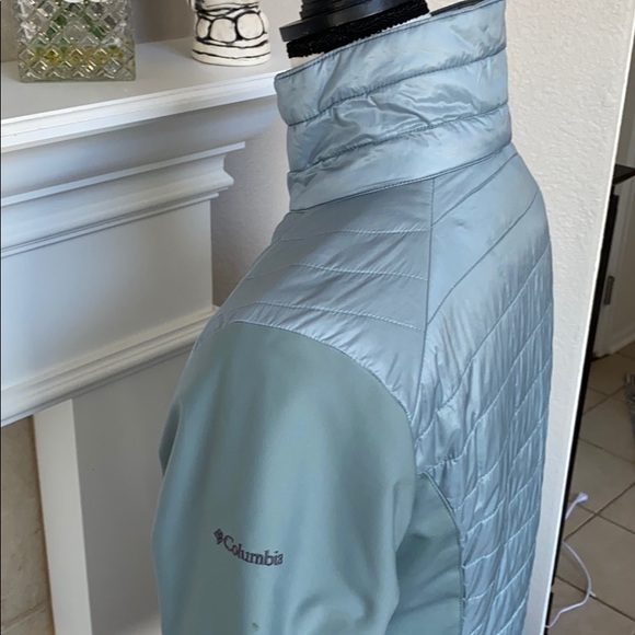 Columbia Women’s Omni Shield Small Puffer Jacket - Picture 6 of 15